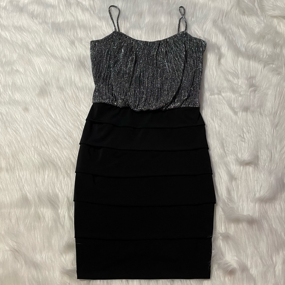 NWOT Sweet Storm Shimmer Tier Fitted Mini Dress
